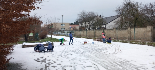 Zábava na sněhu II. oddělení